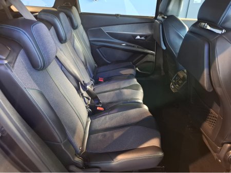 2021 Peugeot 5008 FL ALLURE PACK 1.5 BLUE H HDI 13 €31,950 thumbnail
