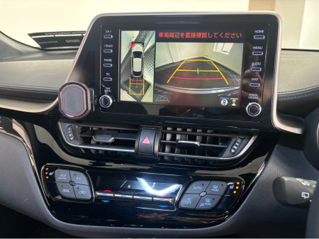 2020 Toyota C-HR - thumbnail 8