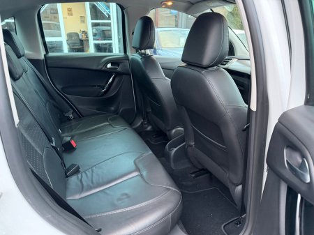 2016 Citroen C3 PureTech 110 S&S EAT 6 Feel €8,495 thumbnail