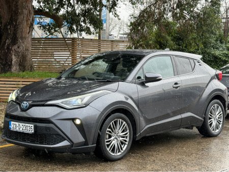 2023 Toyota C-HR HYBRID..Keyless Entry..Apple CarPlay €22,750 thumbnail