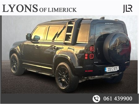 2023 Land Rover Defender - thumbnail 2