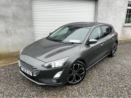 2020 Ford Focus - thumbnail 14