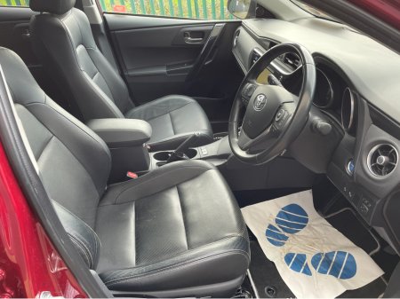 2018 Toyota Auris - thumbnail 10