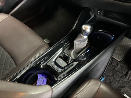 2018 Toyota C-HR - thumbnail 9