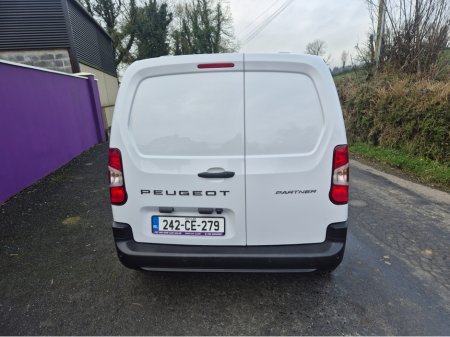 2024 Peugeot Partner - thumbnail 6