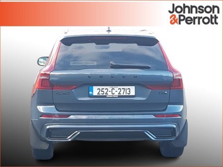 2025 Volvo XC60 T6 350bhp AWD PHEV Plus Black Edition €69,900 thumbnail