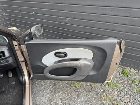 2006 Nissan Micra - thumbnail 19