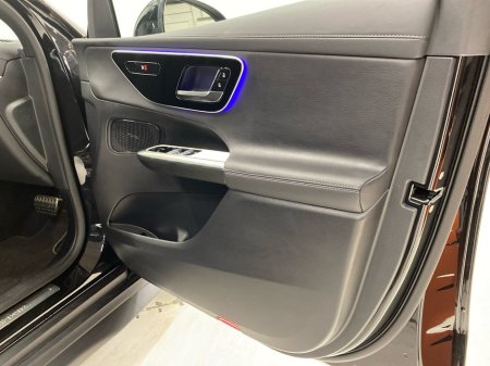 2025 Mercedes-Benz GLC Class GLC 300 URBAN EDITION E 4MATIC | Reversing Camera, Parking Assistance, Heated Seats €82,950 thumbnail