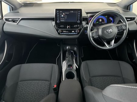 2021 Toyota Corolla HYBRID LUNA H/B 4DR AUTO A €23,950 thumbnail