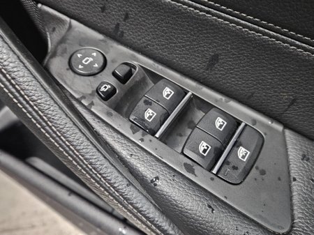 2017 BMW 5 Series 520d Luxury €16,950 thumbnail