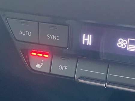 2025 Audi Q4 e-tron 45 S-Line Auto EV €48,900 thumbnail