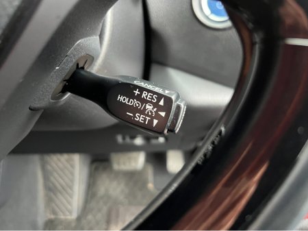 2017 Toyota C-HR SOL AUTOMATIC HYBRID 1.8 PETROL //REVERSE CAMERA//KEYLESS ENTRY//ADAPTIVE CRUISE CONTROL// €18,950 thumbnail