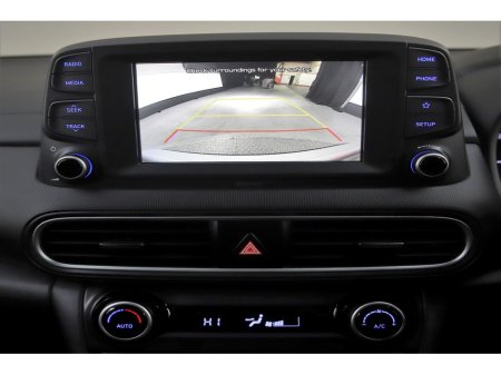 2021 Hyundai Kona 1.0 T-GDI KAUAI EXECUTIVE BI-TONE ROOF 6SPD €19,890 thumbnail