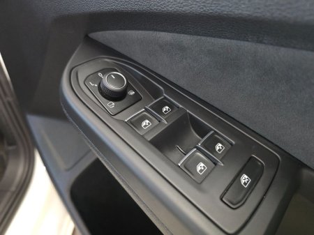 2024 Volkswagen Golf - thumbnail 25