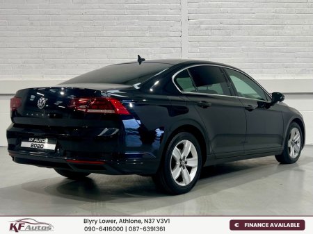 2020 Volkswagen Passat - thumbnail 8