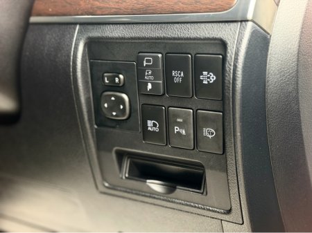 2020 Toyota Landcruiser 4.5 SAHARA 5DR AUTO €99,950 thumbnail