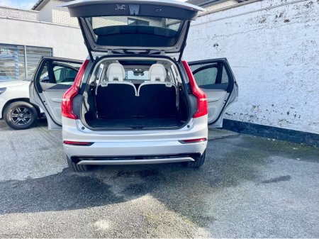 2023 Volvo XC90 - thumbnail 22