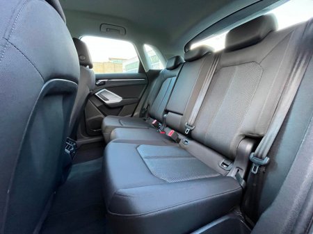 2019 Audi Q3 35 TFSI 150HP SE €24,995 thumbnail