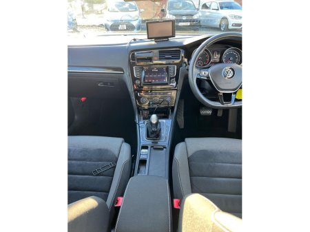 2013 Volkswagen Golf 2013 Volkswagen Golf TSI  BLUEMOTION (AUTO) €10,499