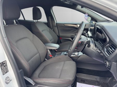 2024 Ford Focus - thumbnail 10