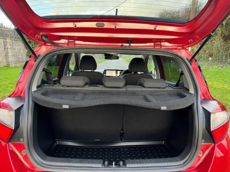 2023 Hyundai i10 - thumbnail 18