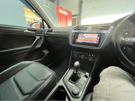 2019 Volkswagen Tiguan €25950 2019 VOLKSWAGEN TIGUAN TDI 4MOTION HIGH LINE 2.0 AUTOMATIC / CRUISE CONTROL / 360° PARKING CAMERA / ELECTRIC MEMORY HEATED REAR & FRONT SEATS €25,950 thumbnail