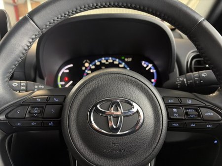 2024 Toyota Yaris Cross - thumbnail 14