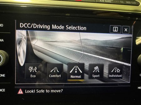 2019 Volkswagen Passat - thumbnail 22