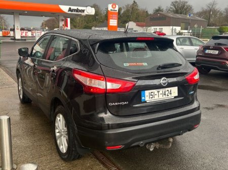 2015 Nissan Qashqai 1.5 DSL SV Safety PK 4DR €9,250 thumbnail
