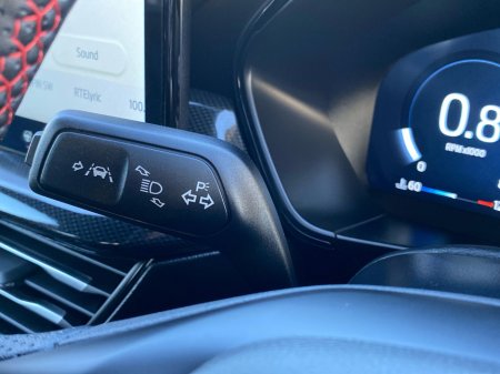 2025 Ford Focus ST-Line X 1.0 125BHP... Full leather seats thumbnail