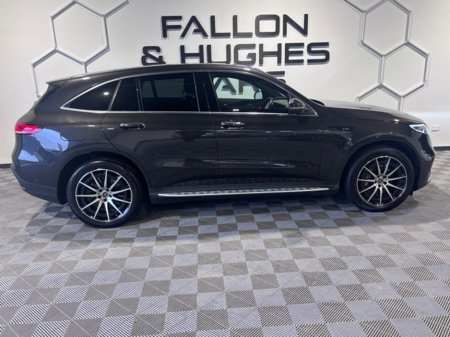 2022 Mercedes-Benz EQC - view 2