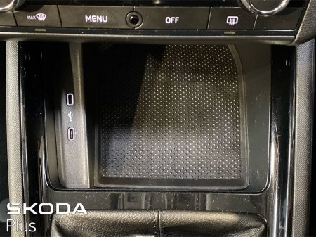 2023 Skoda Kamiq Style 1.0TSI 110bhp *Black Pack* €25,950 thumbnail