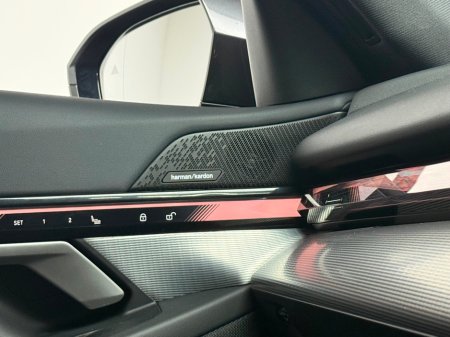 2025 BMW 5 Series - thumbnail 20