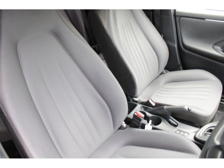 2021 Toyota Yaris - thumbnail 11