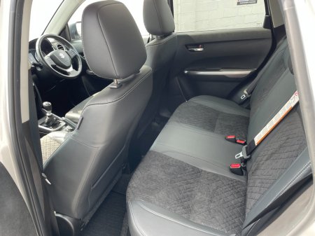 2021 Suzuki Vitara - thumbnail 12