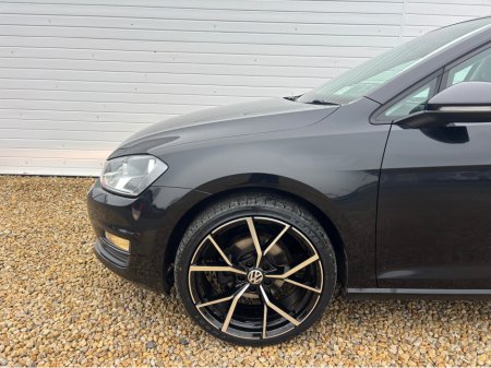 2015 Volkswagen Golf 1.6 TDI MATCH BLUEMOTION 105PS 5 5DR €11,950 thumbnail