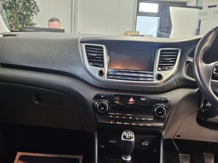 2017 Hyundai Tucson - thumbnail 10