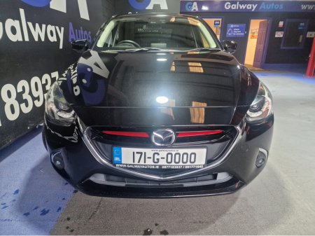 2017 Mazda Mazda2 - view 3