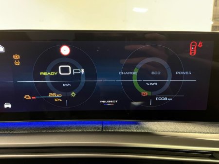 2025 Peugeot 3008 GT EV 73kWh 210BHP - Reversing Camera - Ambient Lighting - Sat Nav - Climate Control - Heated Seats/Steering Wheel - Keyless Start - Apple CarPlay/Android Auto €35,450 thumbnail