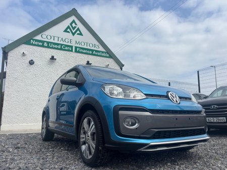2017 Volkswagen up!  €9,950
