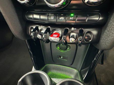 2020 MINI Cooper - photo 19