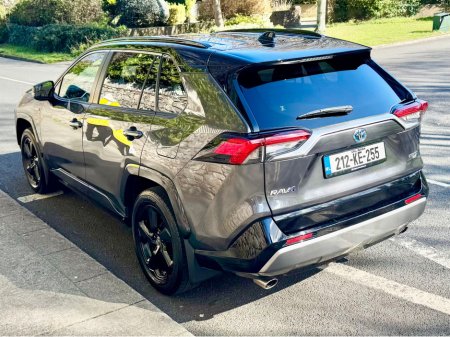 2021 Toyota Rav4 - thumbnail 15