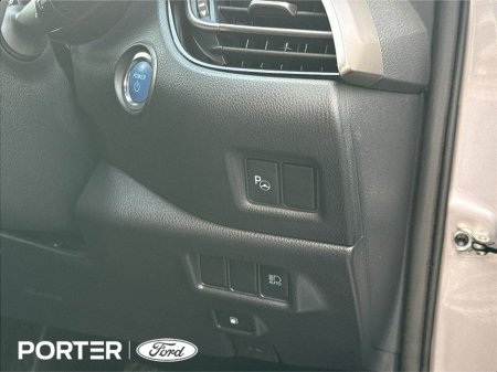 2022 Toyota C-HR 1.8 HYBRID SOL thumbnail