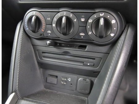 2020 Mazda Mazda2 1.5 AUTO SKYACTIVE G *CARPLAY*ANDROID*REVESE CAM* €15,480 thumbnail