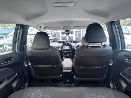 2021 Toyota Prius 1.8 Hybrid Luxury €19,950 thumbnail