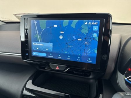 2024 Toyota Yaris Cross Hybrid SOL *Top Spec* €31,950 thumbnail