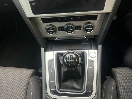 2019 Volkswagen Passat 2.0 TDI 150HP Comfortline thumbnail