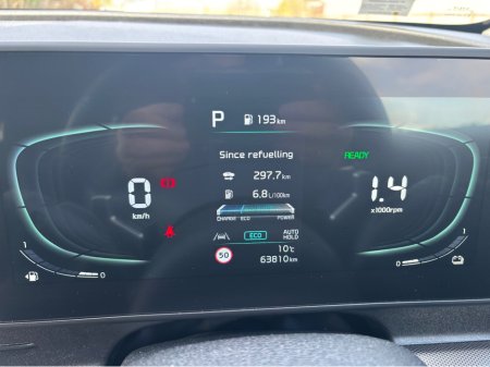 2023 Kia Sportage - thumbnail 8