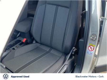 2025 Volkswagen T-Roc 2.0TDI 116BHP EDITION 75 €33,995 thumbnail