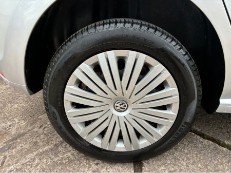 2015 Volkswagen Polo - thumbnail 7